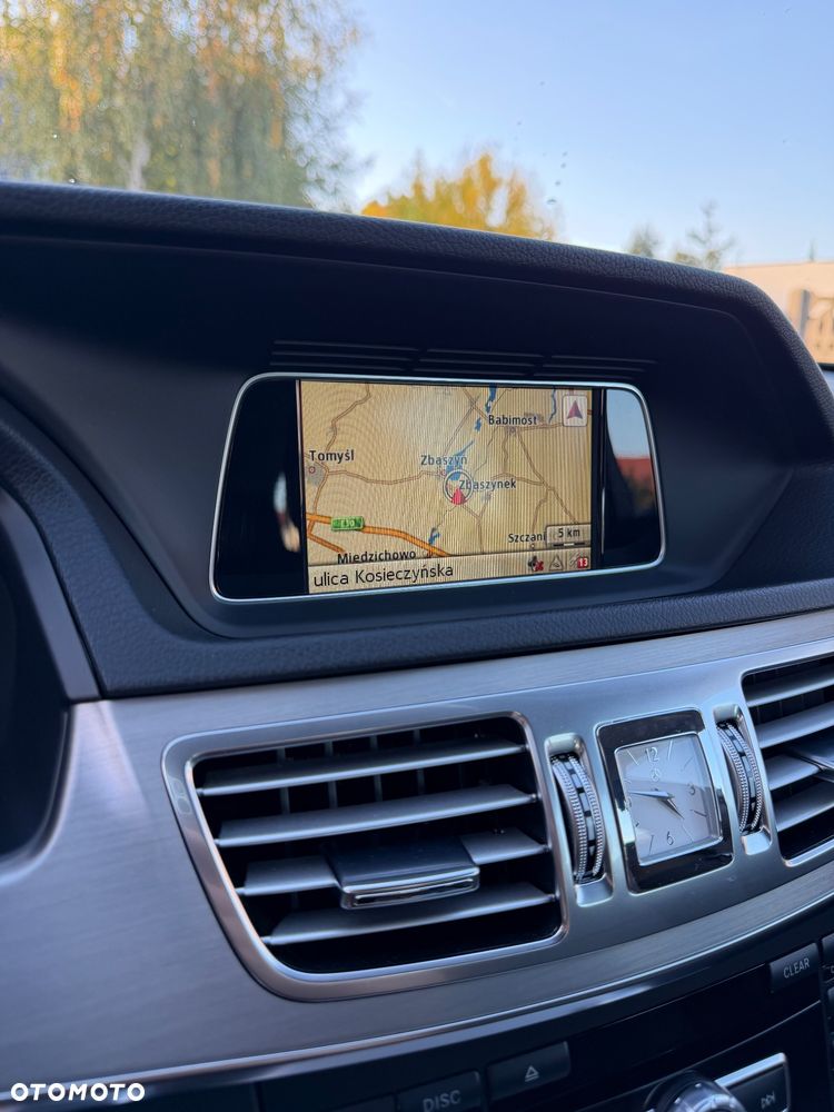 Mercedes-Benz Klasa E 300 CDI DPF BlueEFFICIENCY 7G-TRONIC - 15