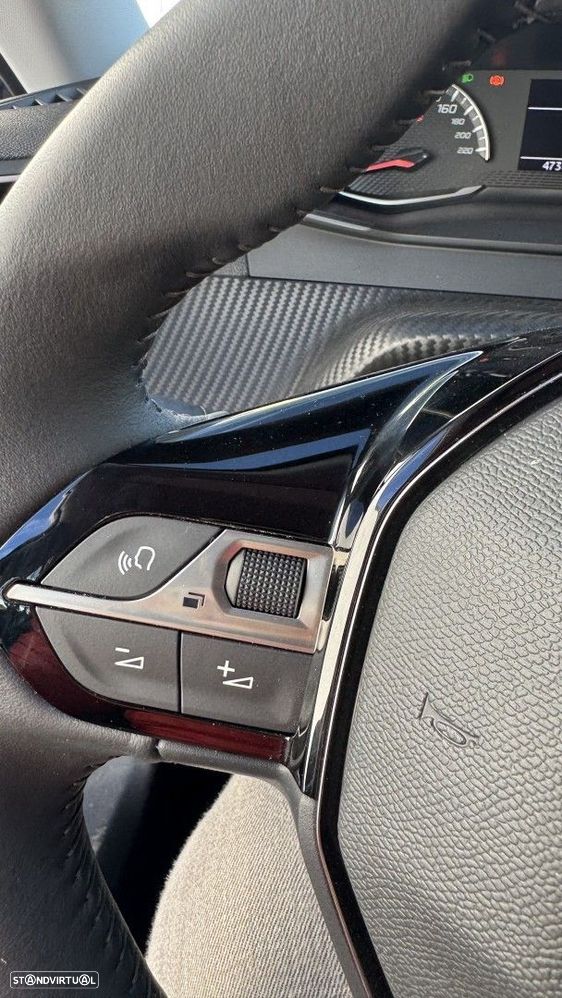 Peugeot 2008 1.2 PureTech Active Pack - 22