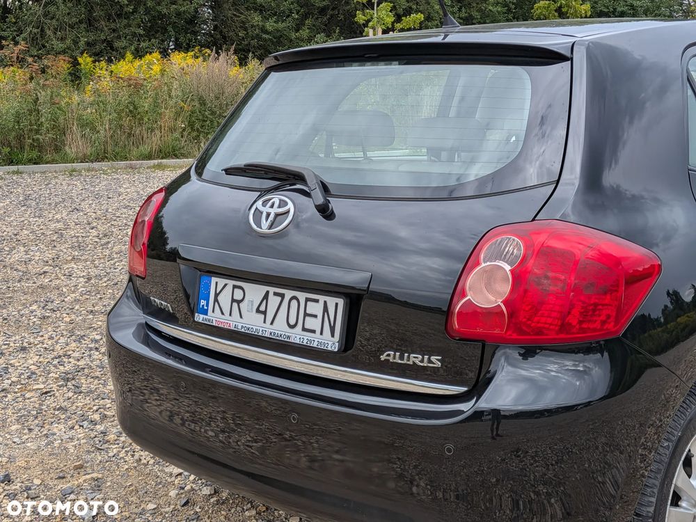 Toyota Auris 1.6 VVT-i Prestige - 16