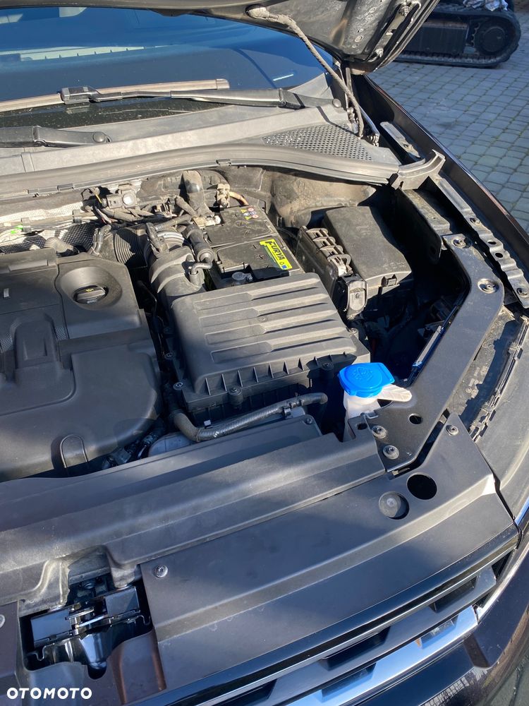 Volkswagen Tiguan 2.0 TDI SCR R-Line - 34
