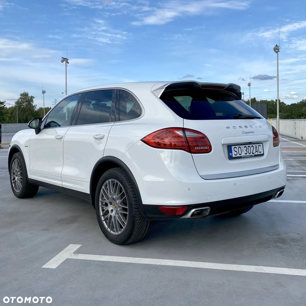 Porsche Cayenne Diesel Platinum Edition - 3