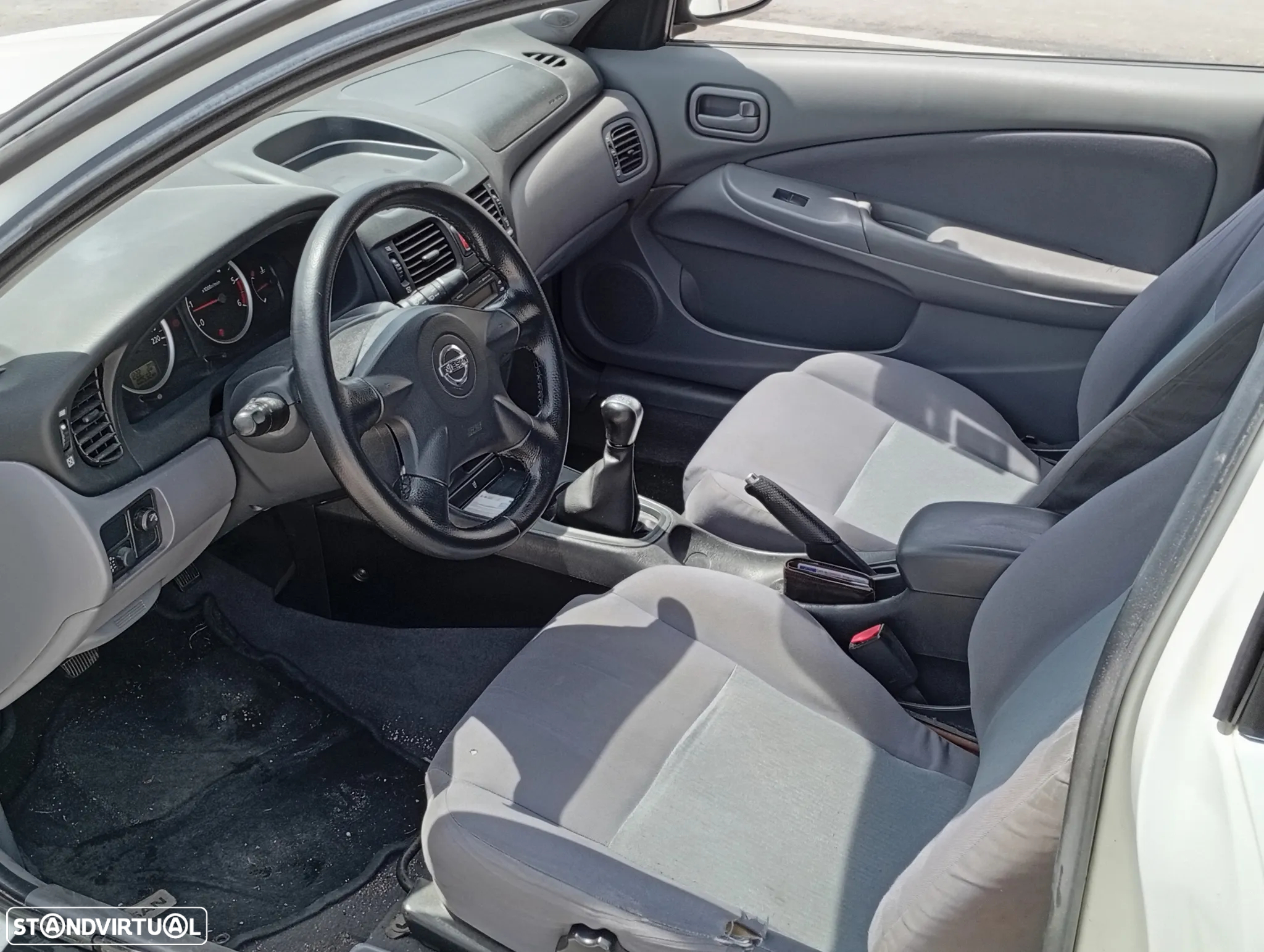 Nissan Almera 1.5 dCi Visia - 9
