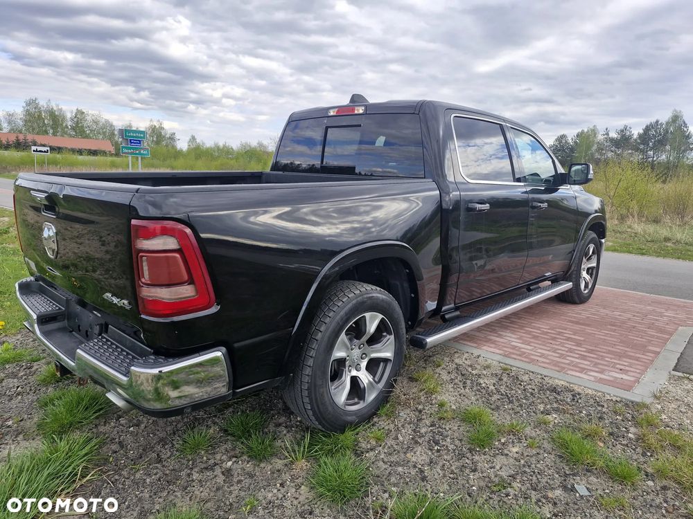 RAM 1500 Crew Cab Shortbed Laramie - 4