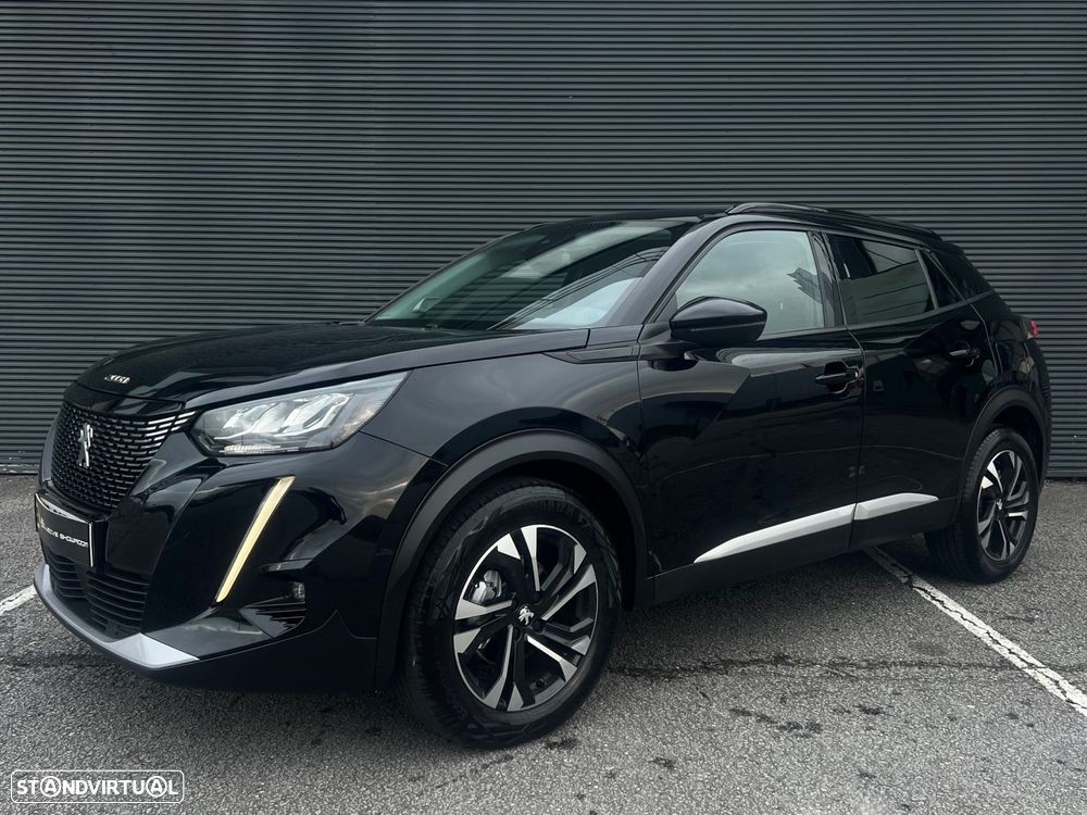 Peugeot 2008 1.2 PureTech Allure - 2