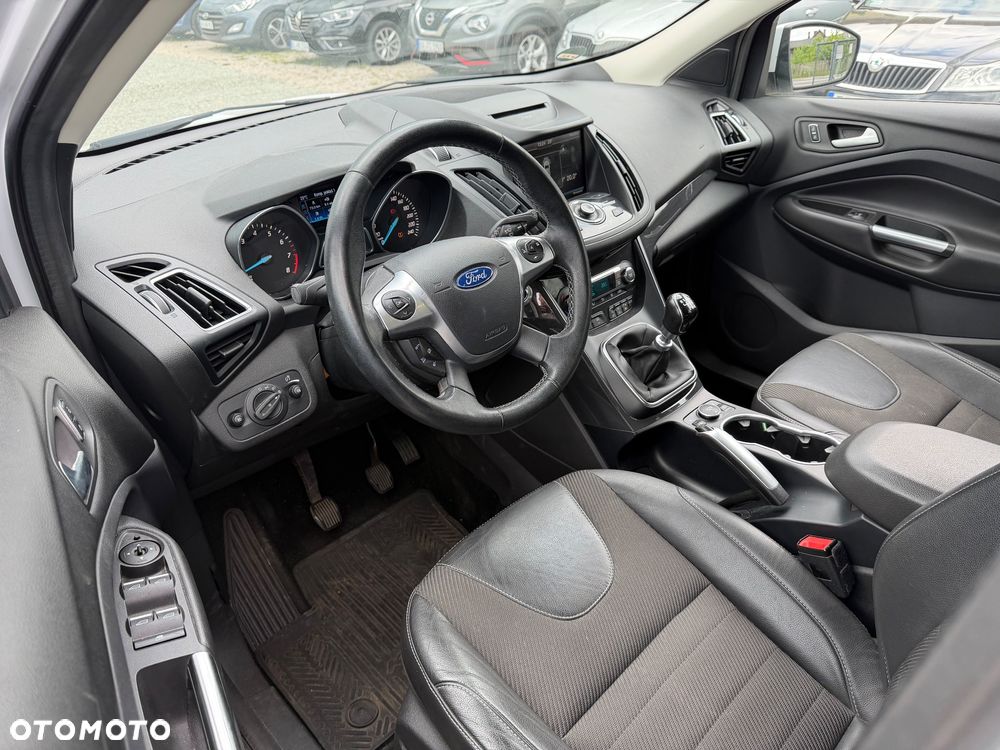 Ford Kuga 1.5 EcoBoost 2x4 Individual - 36
