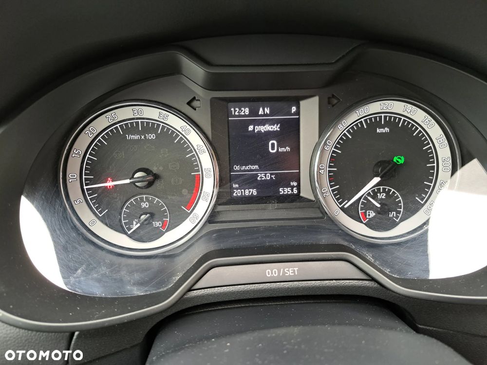 Skoda Octavia Scout 2.0 TDI 4x4 DSG - 5