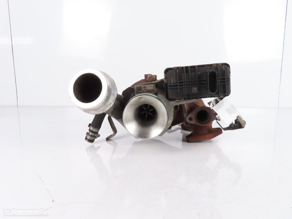 Turbo Usado / Original BMW 1 (F20)/BMW 1 (F21) 11658514667 / 8514666 - 5