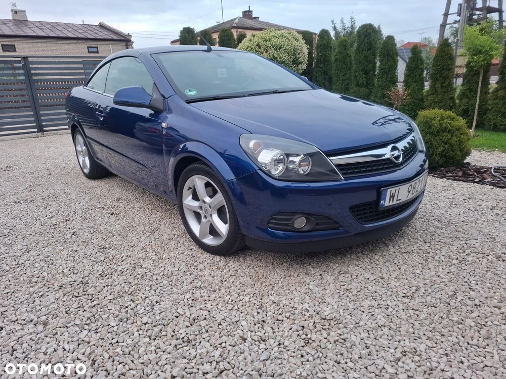 Opel Astra 1.8 Edition 111 Jahre - 11