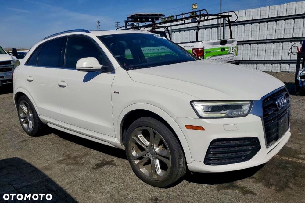 Audi Q3 - 4