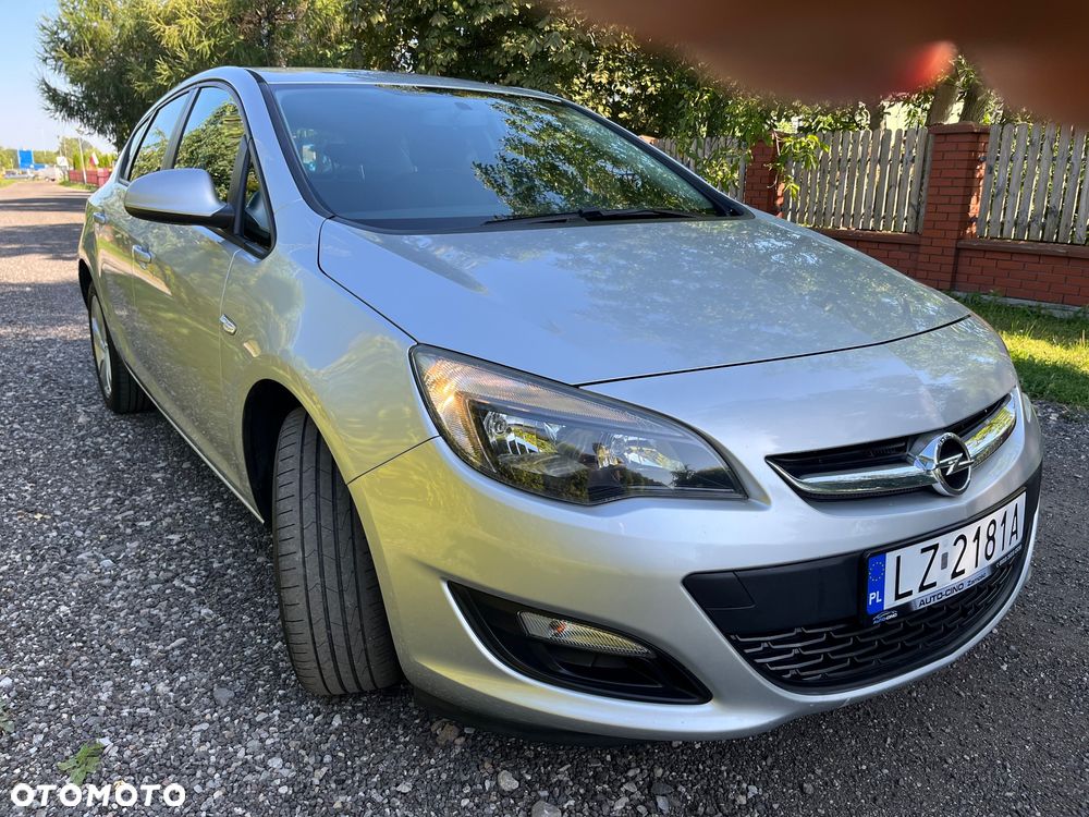 Opel Astra III 1.4 - 5