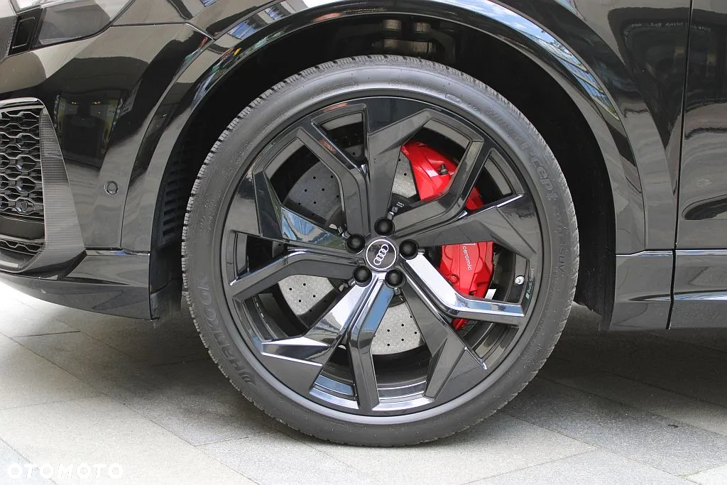 Audi RS Q8 - 6