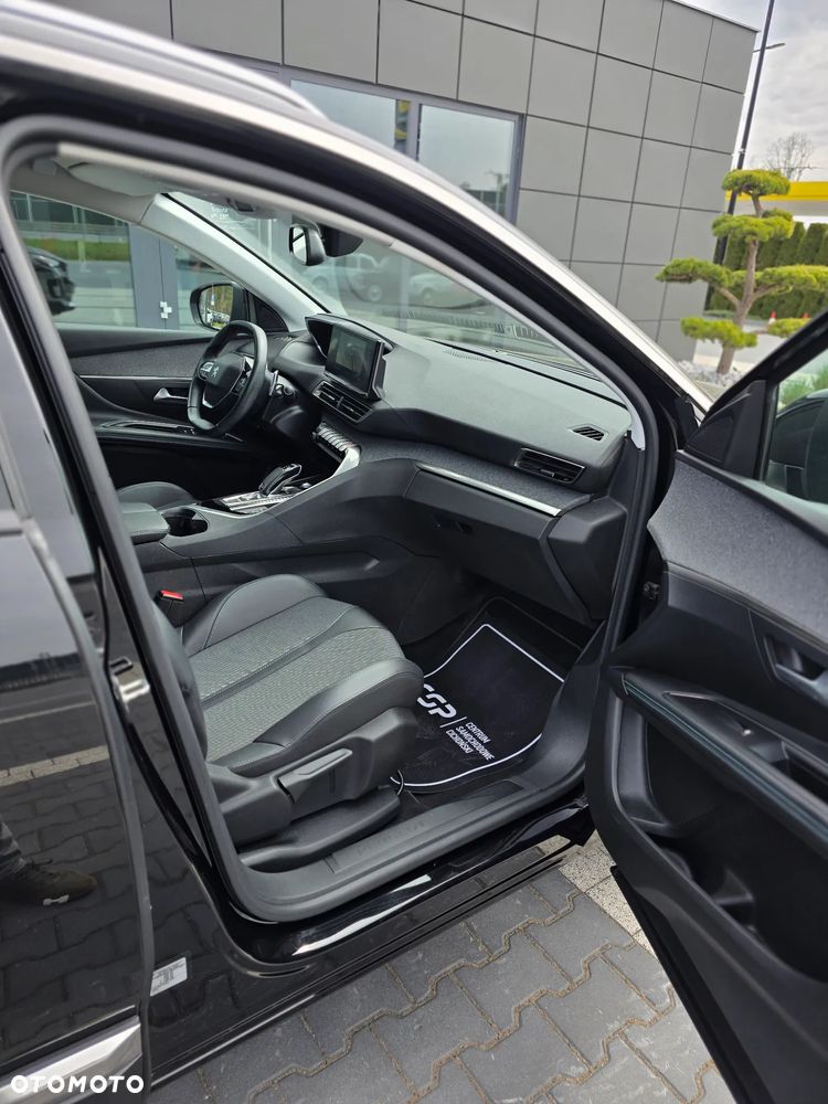 Peugeot 3008 1.2 PureTech Allure Pack S&S EAT8 - 18