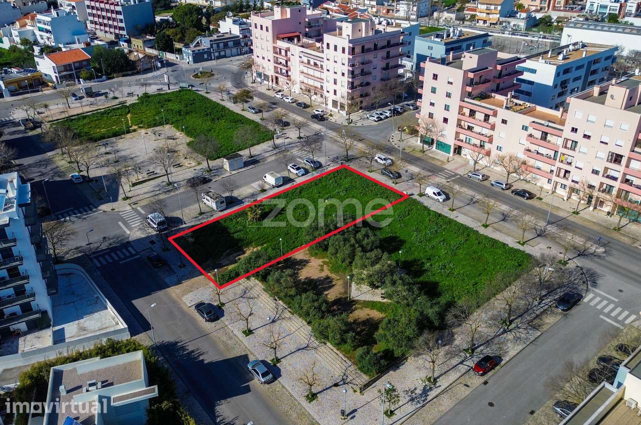 Terreno destinado a construção Urbana Vertical - Grande imagem: 2/15