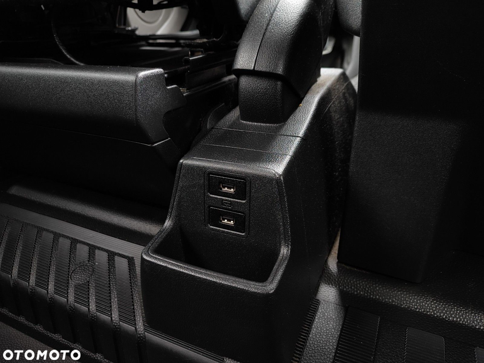 Ford Transit Custom Kombi 320 L1H1 Trend - 17