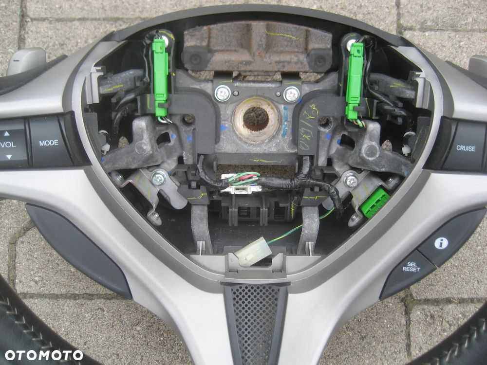 honda civic ufo VIII 06-09r 1,8b kierownica skóra łopatki - 8