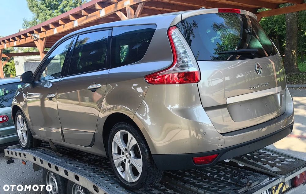 Renault Scenic - 10