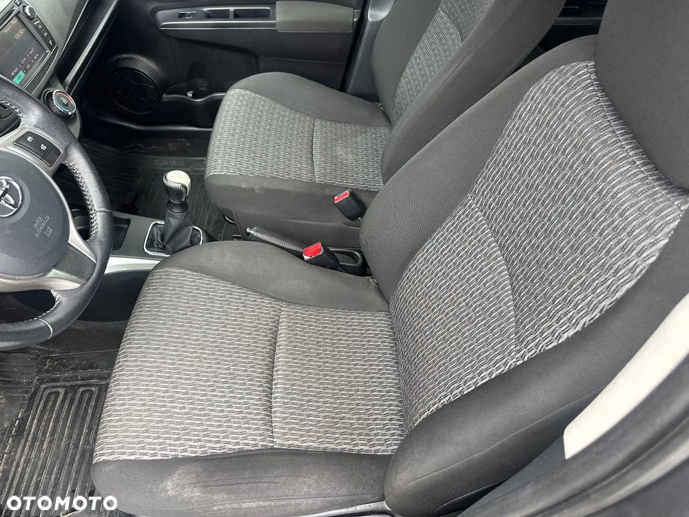 Toyota Yaris 1.0 VVT-i Life - 17