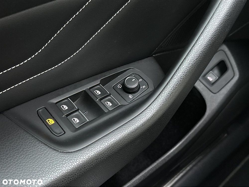 Volkswagen Passat - 16