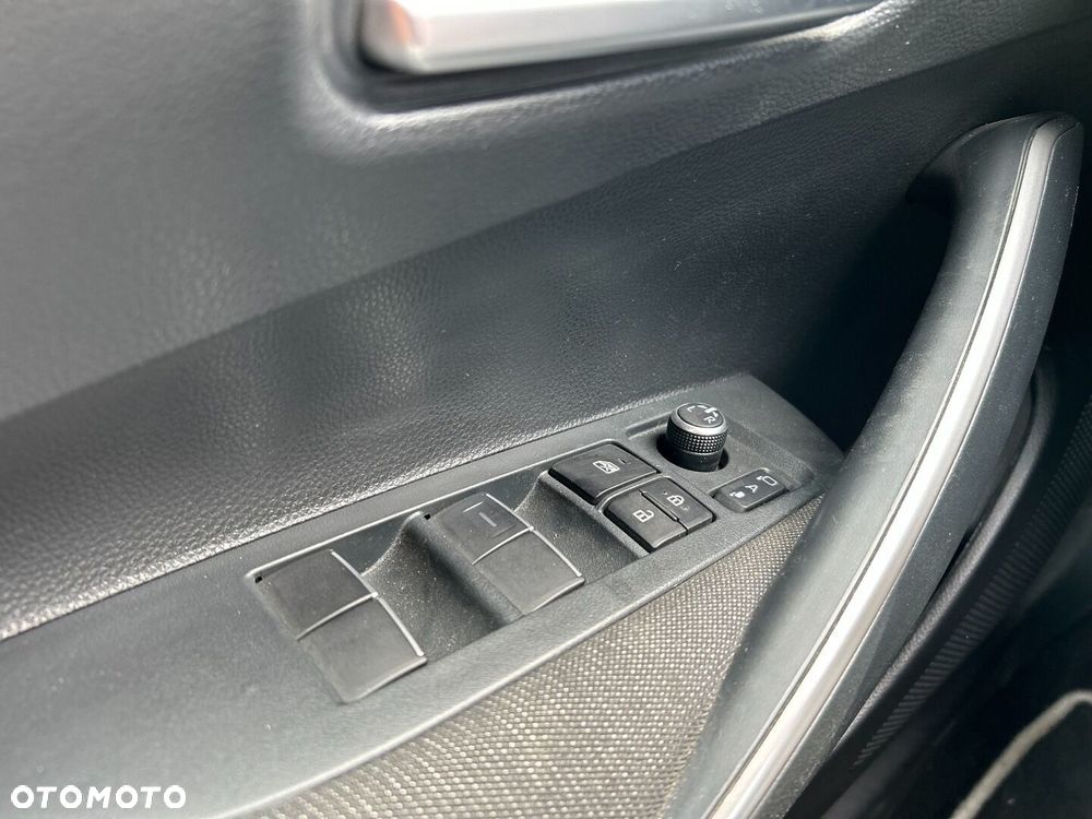 Toyota Corolla 1.8 Hybrid Comfort - 20