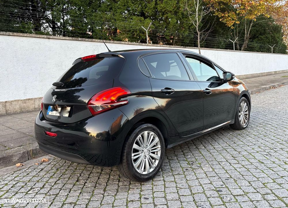Peugeot 208 1.6 BlueHDi Style - 19