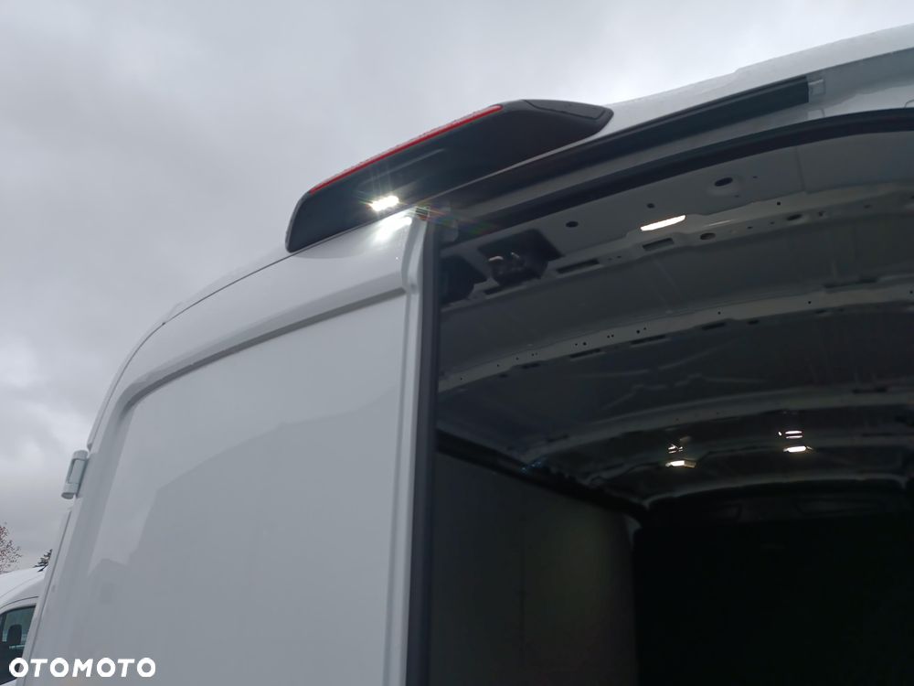 Ford Transit - 31