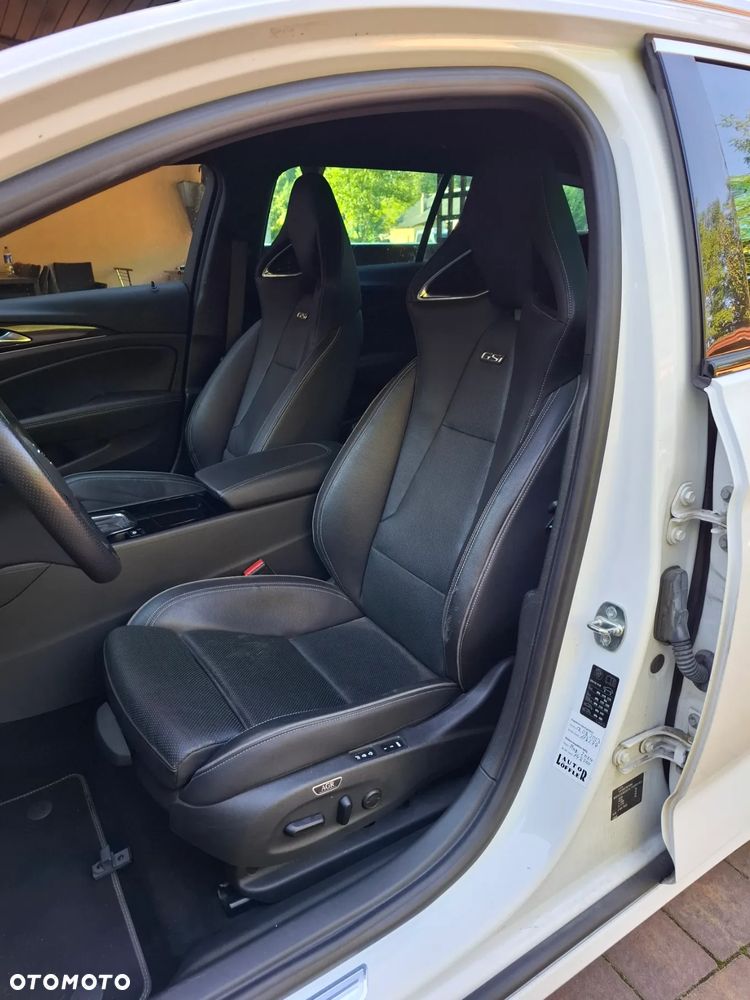 Opel Insignia 2.0 CDTI 4x4 GSi S&S - 20