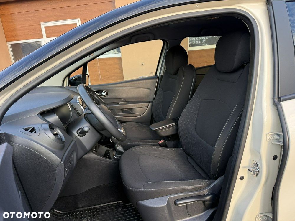 Renault Captur - 19