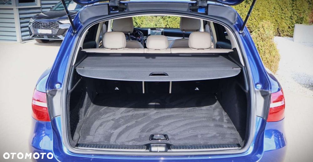 Mercedes-Benz GLC - 25
