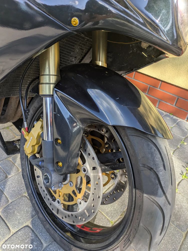 Suzuki GSX-R - 9