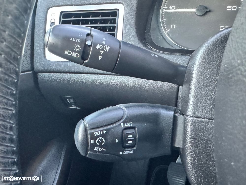 Peugeot 307 SW 1.6 HDi FAP Executive - 15