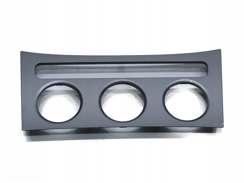 RAMKA OSŁONA PANELU NAWIEWU VW PASSAT B6 - 1