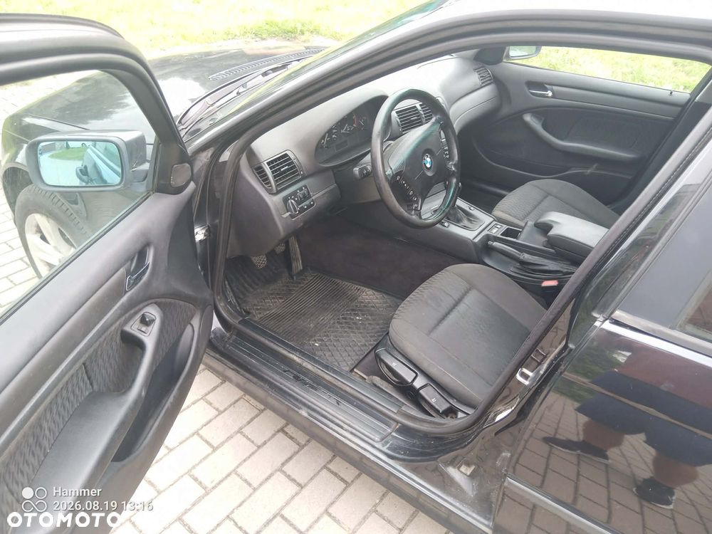 BMW Seria 3 320d - 10