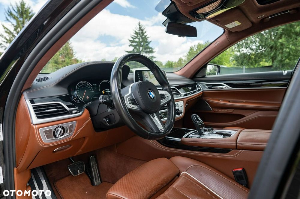 BMW Seria 7 750Ld xDrive - 19
