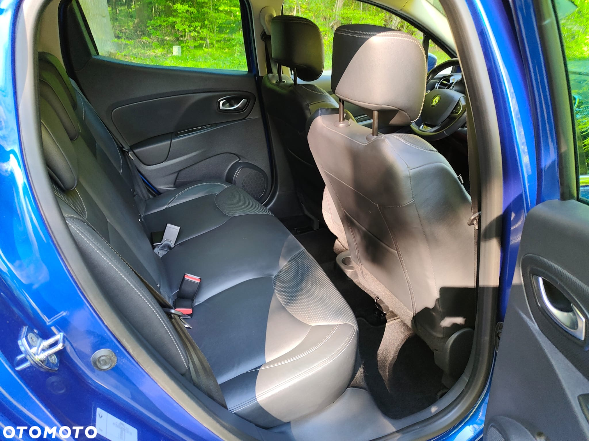 Renault Clio ENERGY TCe 120 Bose Edition - 12