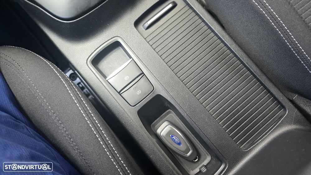 Ford Focus 1.0 EcoBoost Titanium - 35