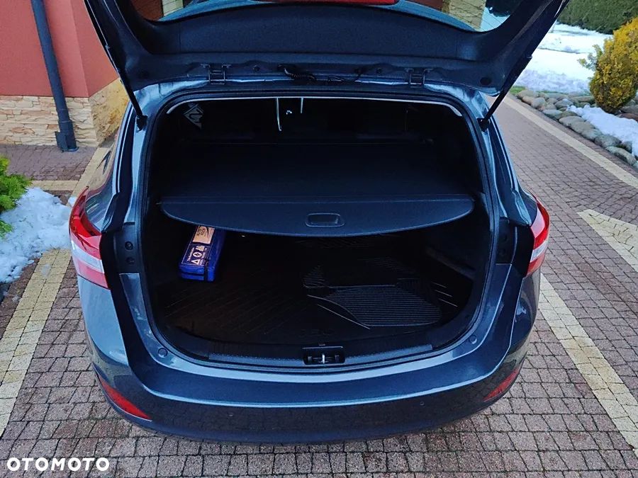 Hyundai i30 1.6 CRDi Premium - 37