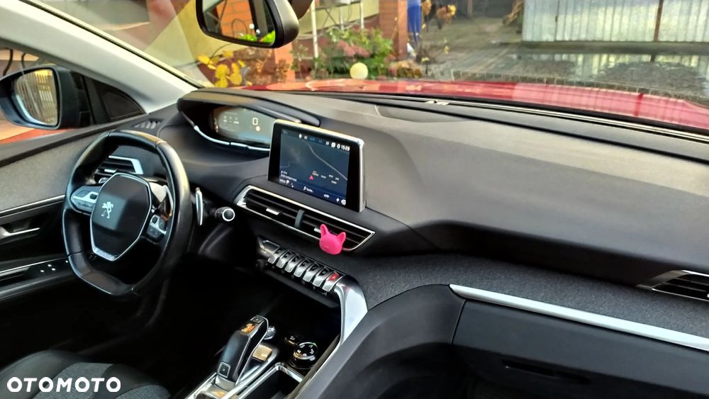 Peugeot 3008 1.2 PureTech GPF Allure S&S EAT8 - 12