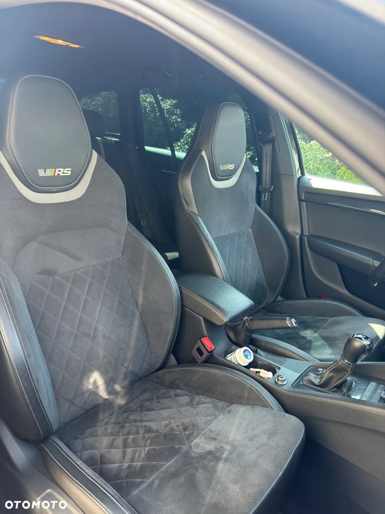 Skoda Octavia 2.0 TDI 4x4 DSG RS - 16