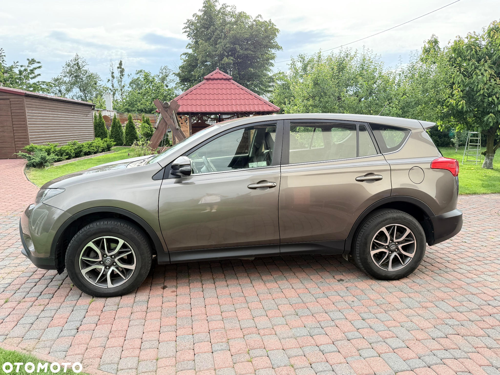Toyota RAV4 2.0 D-4D Active - 9