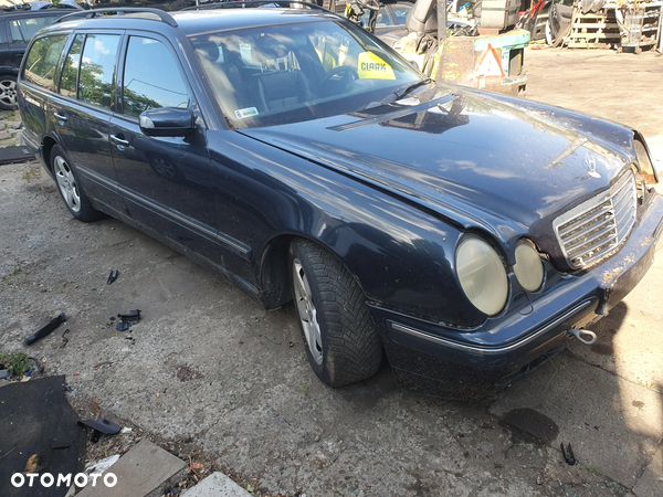 W 210  silnik 2.8 lakier 189 silnik skrzynia automat ksenony spryski zderzak przód tył kombi drzwi prawe lewe zawieszenie