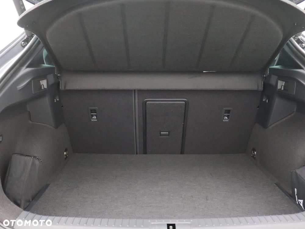 Cupra Formentor 1.5 e-Hybrid DSG VZ - 7