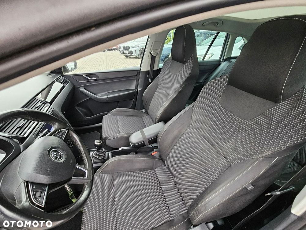 Skoda RAPID - 13