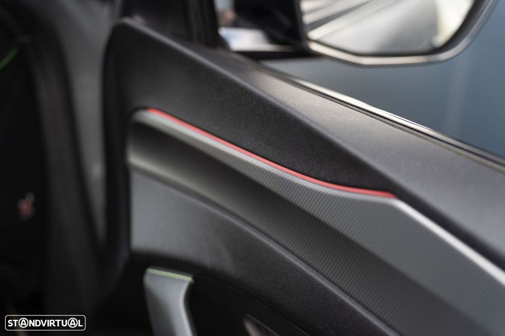 Peugeot 408 180 e-EAT8 GT - 29