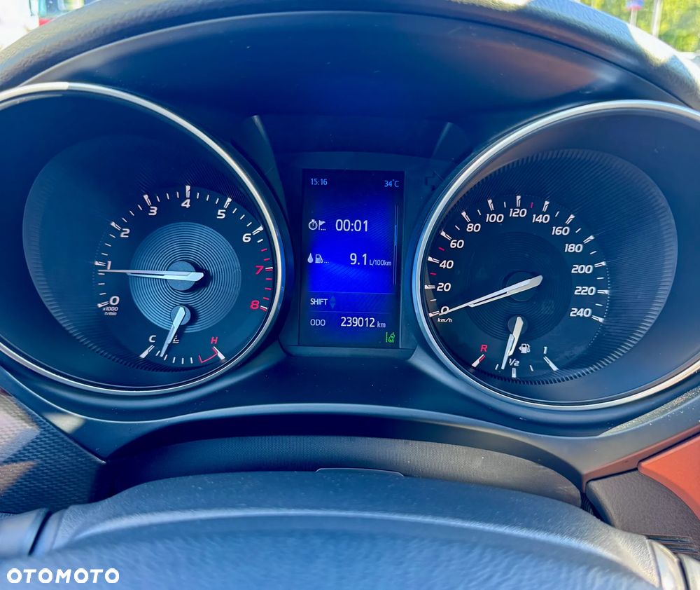 Toyota Avensis 1.8 Premium - 6