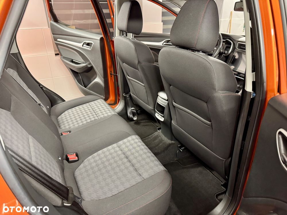 MG ZS ICE 1.5 VTI-tech Comfort - 24