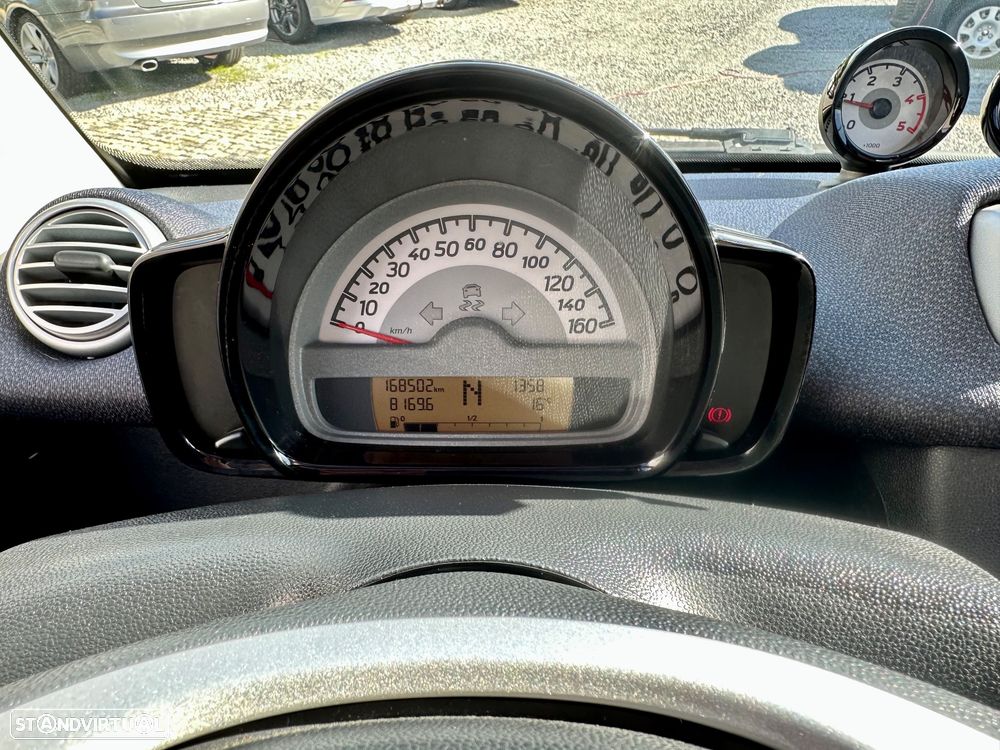 Smart ForTwo Coupé 0.8 cdi Passion 54 Softouch - 23