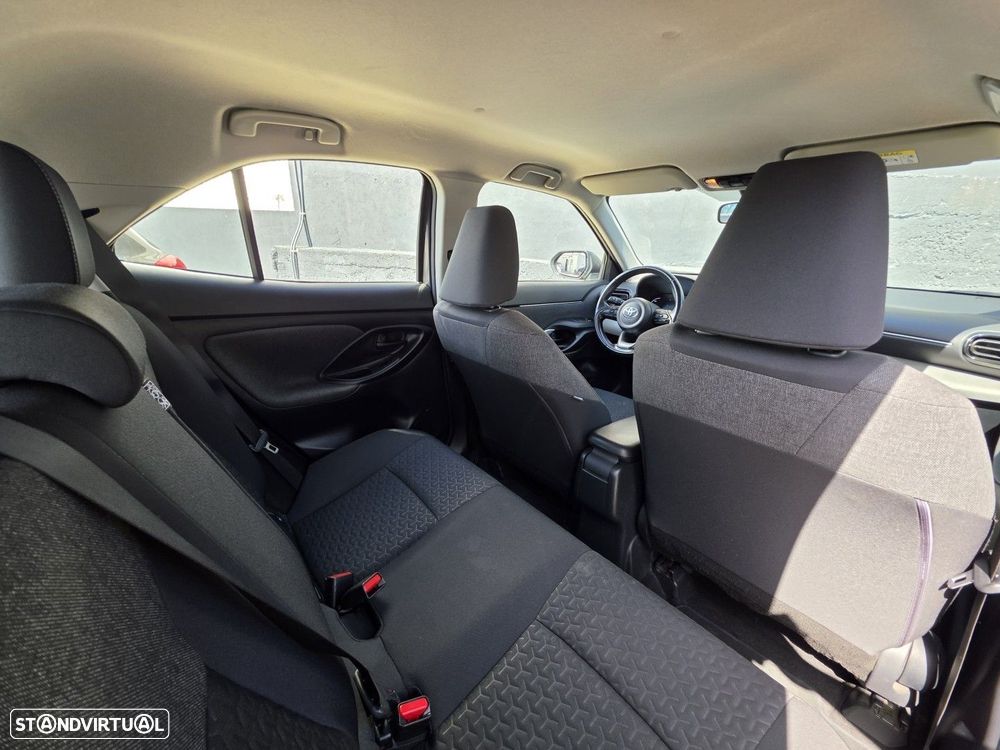Toyota Yaris Cross 1.5 HDF Comfort Plus - 16
