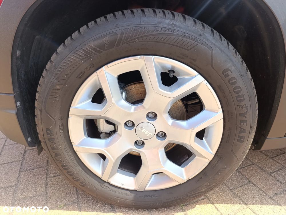Jeep Avenger 1.2 GSE T3 Turbo-Benzin GDI Summit - 22