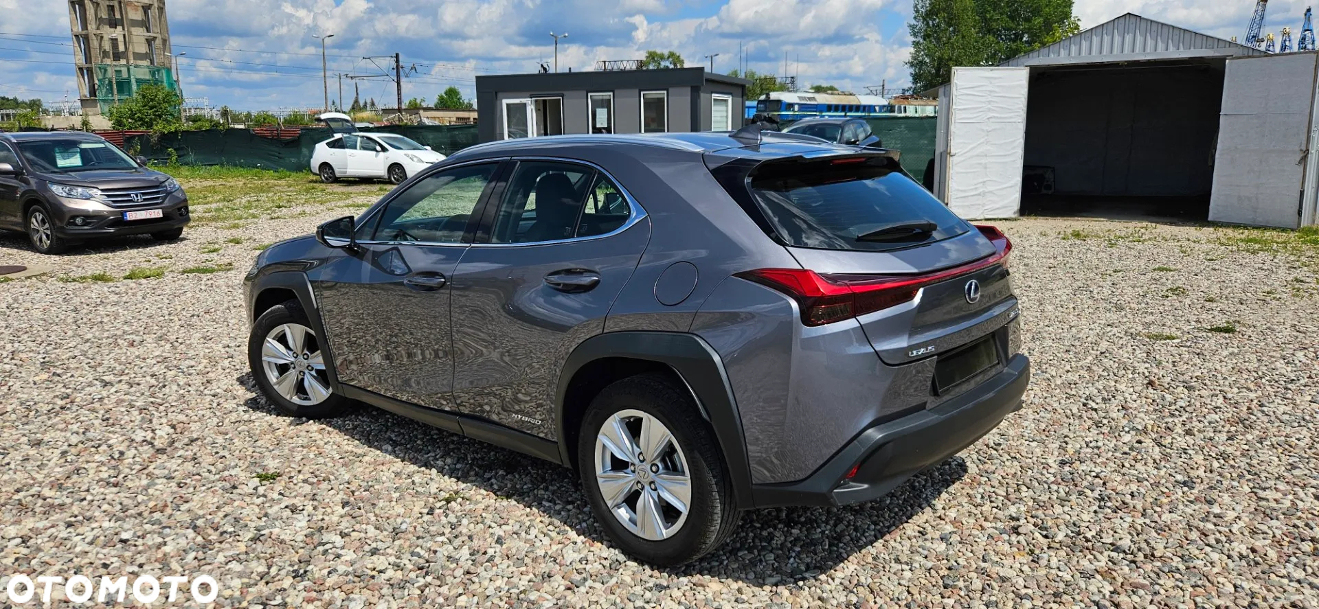 Lexus UX 250h - 4