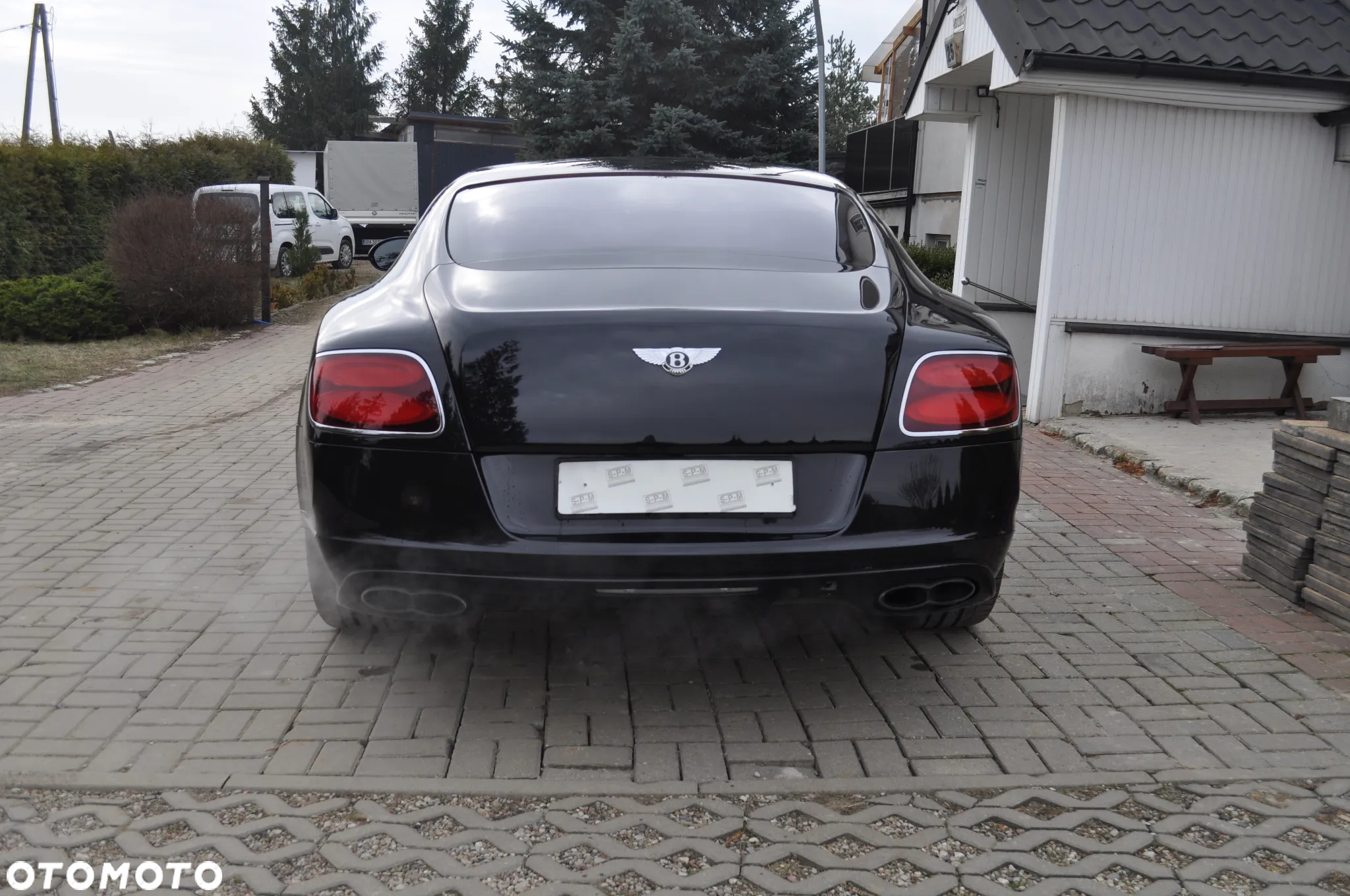 Bentley Continental GT V8 Convertible - 9